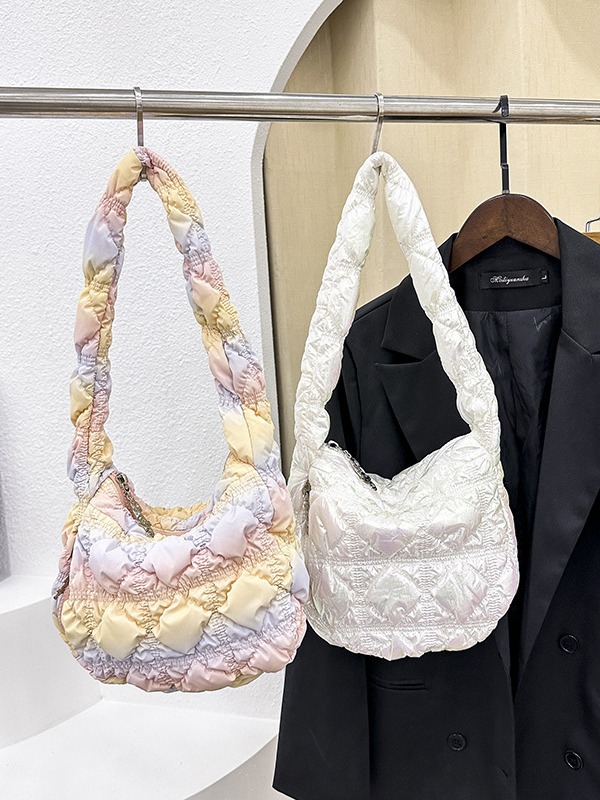 Winter Limited Rainbow Series Small Cloud Shoulder Bag Large Capacity Bubble Bag Dizzy Design Women's Small Bag
