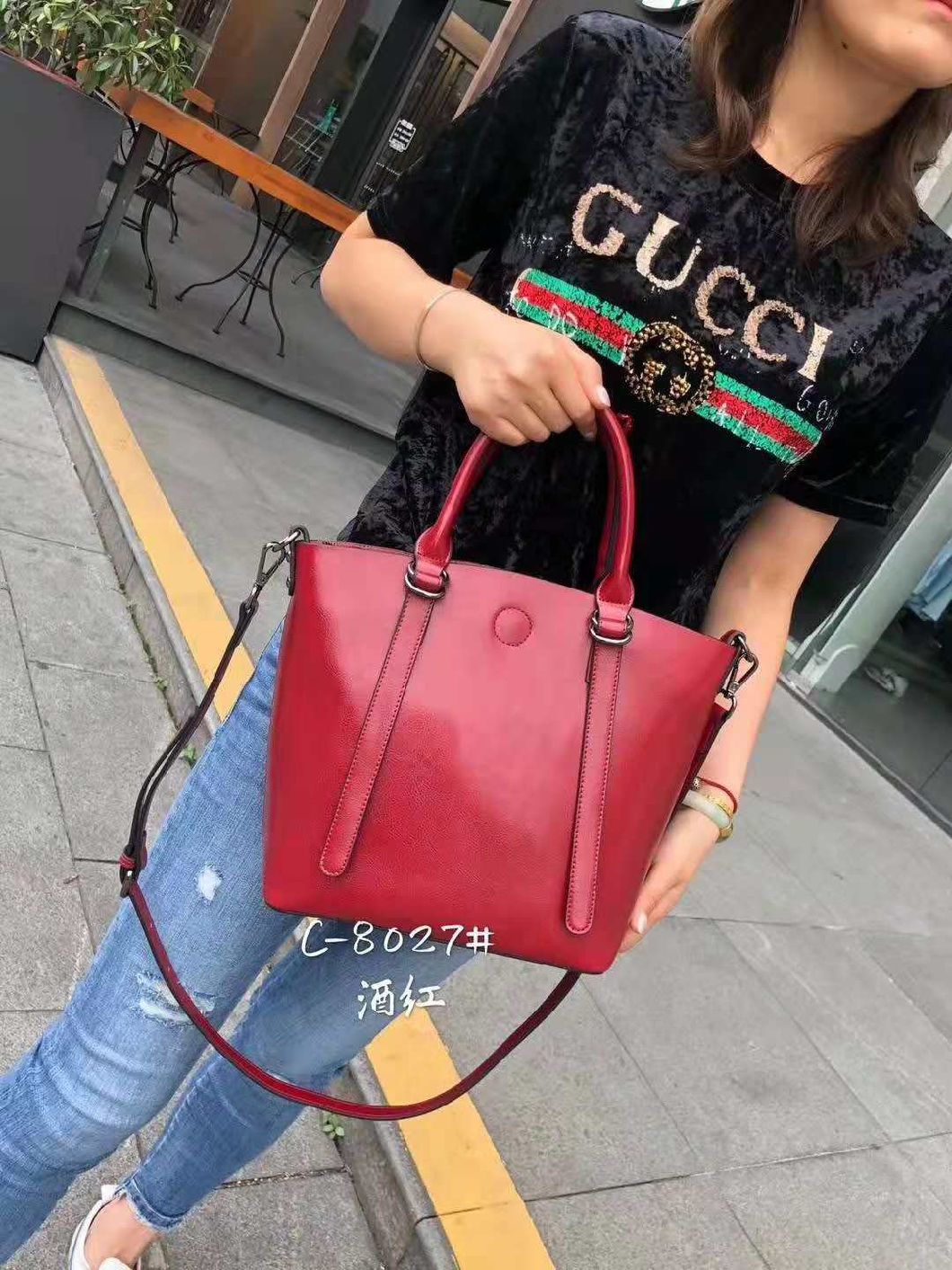 Ladies Handbag Hand Bags High Quality Replica Handbag Black and White Hot Sell Shoulder Lady Bag Simple Women Bag Women Bag Lady Handbag (WDL014566)