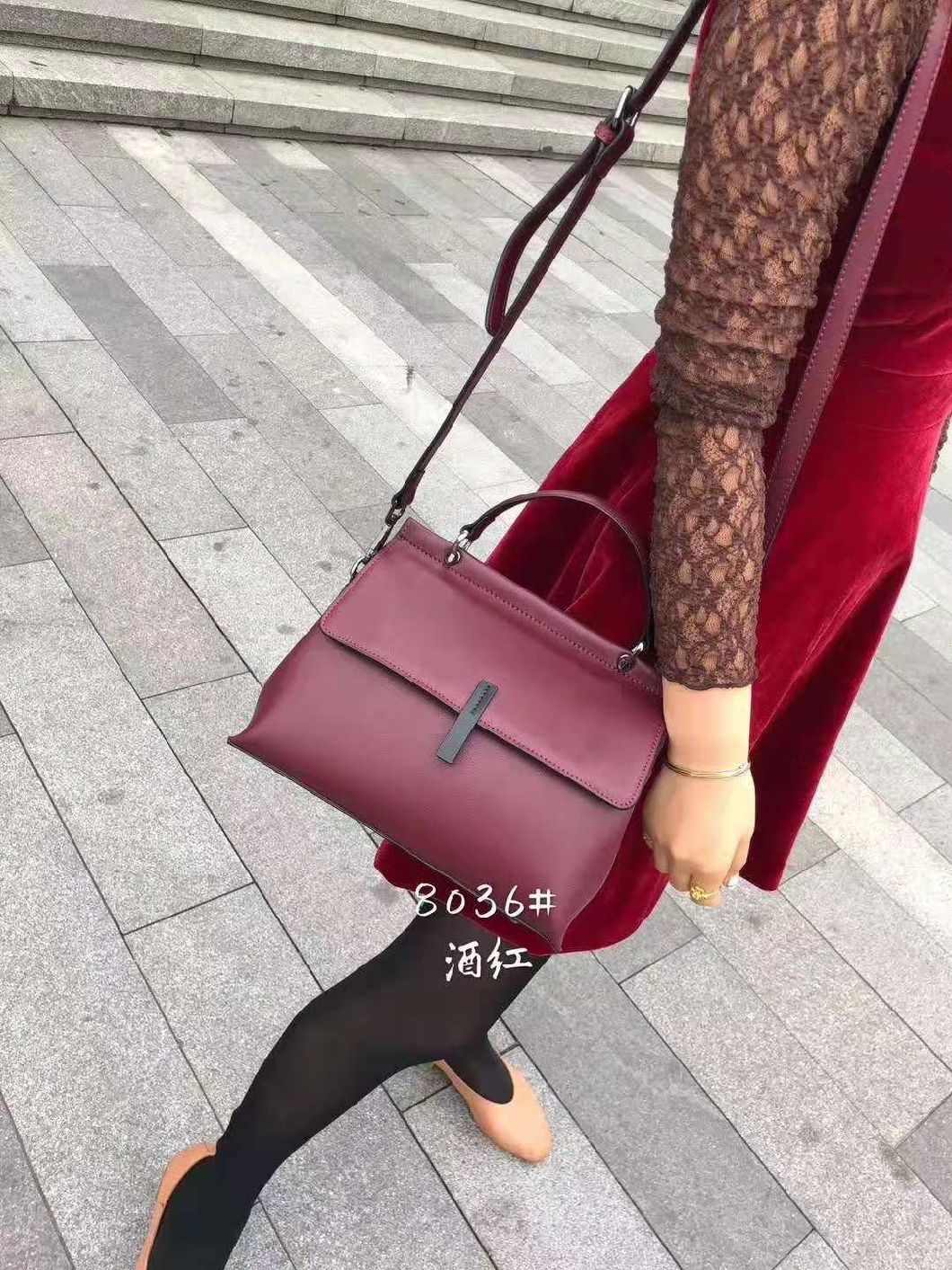 Ladies Handbag Hand Bags High Quality Replica Handbag Black and White Hot Sell Shoulder Lady Bag Simple Women Bag Women Bag Lady Handbag (WDL014567)