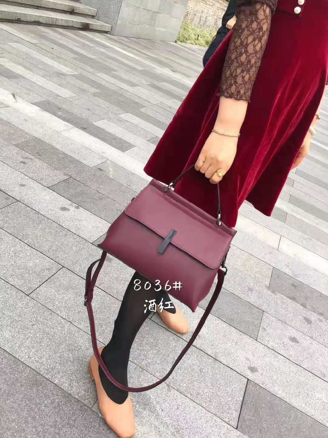 Ladies Handbag Hand Bags High Quality Replica Handbag Black and White Hot Sell Shoulder Lady Bag Simple Women Bag Women Bag Lady Handbag (WDL014567)