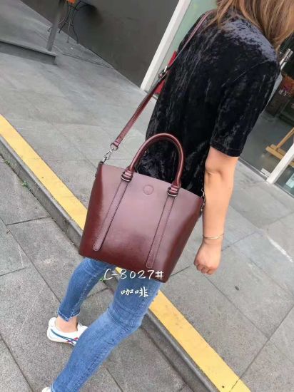 Ladies Handbag Hand Bags High Quality Replica Handbag Black and White Hot Sell Shoulder Lady Bag Simple Women Bag Women Bag Lady Handbag (WDL014566)